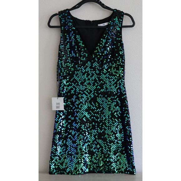 SHO by Tadashi Shoji Women's Sz XXS Shamrock Sequin Body-Con Cocktail Dress - Picture 2 of 16